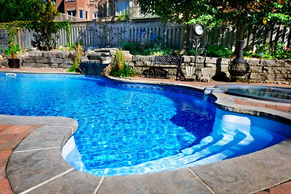 Top-Quality Pool and Hot Tub Solutions in Stanton & Greenville, MI 